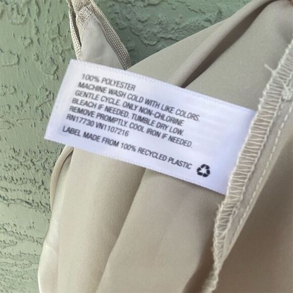 A New Day Women's Beige Silky Tank Top V-Neck Sleeveless M - Picture 8 of 9